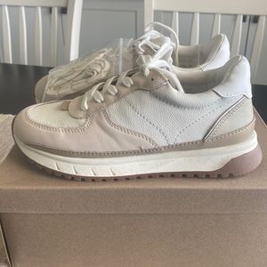 Madewell Kickoff Trainer